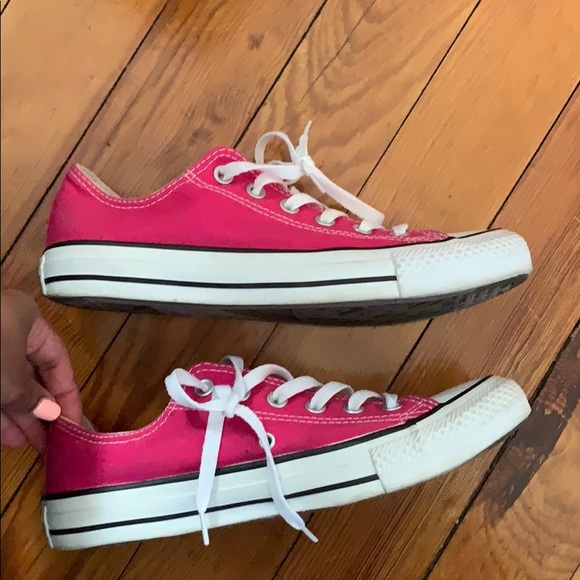 Converse - Picture 3 of 5